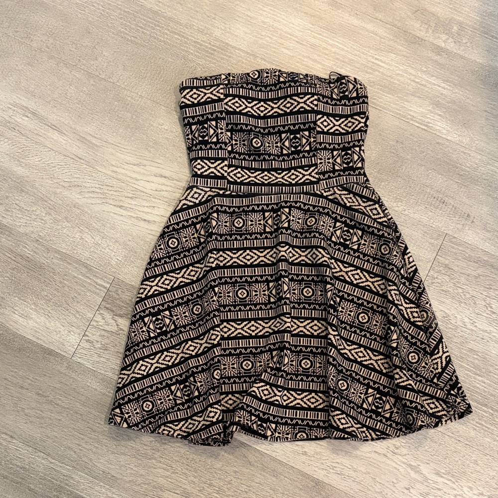 Forever 21 Black and Tan Dress